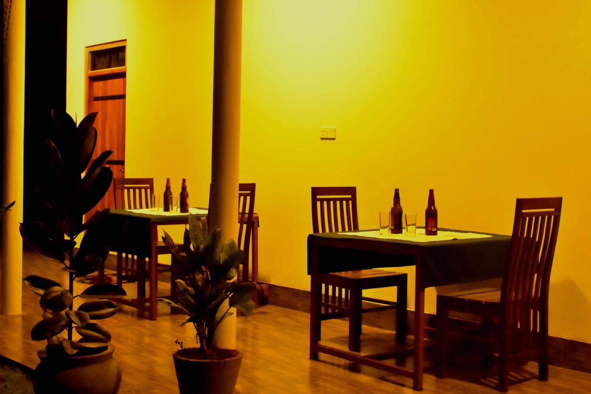 Lake Forest Lodge Udawalawe Εξωτερικό φωτογραφία
