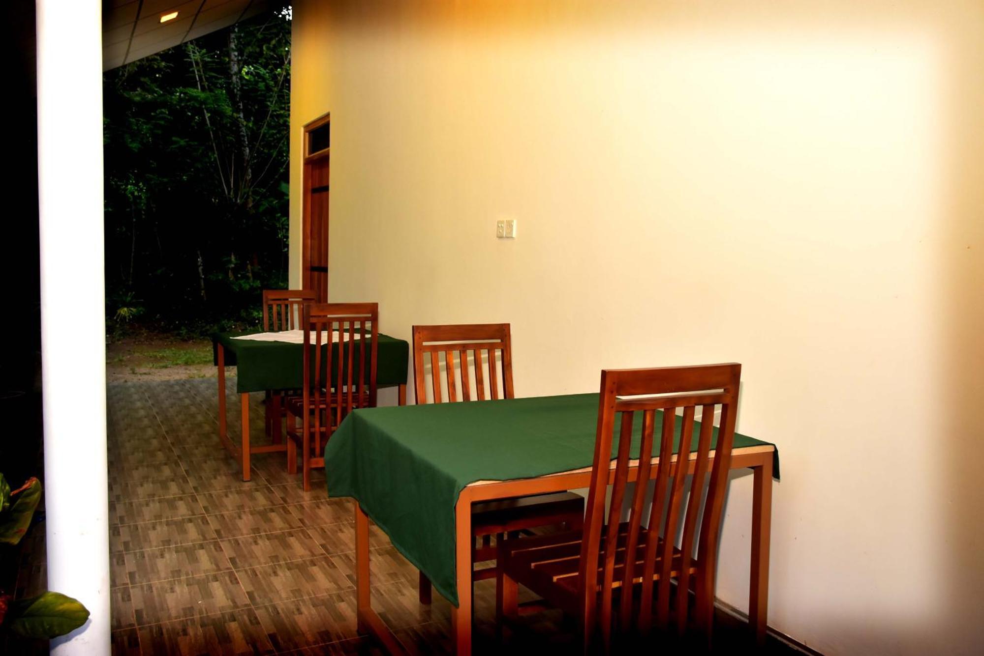 Lake Forest Lodge Udawalawe Εξωτερικό φωτογραφία